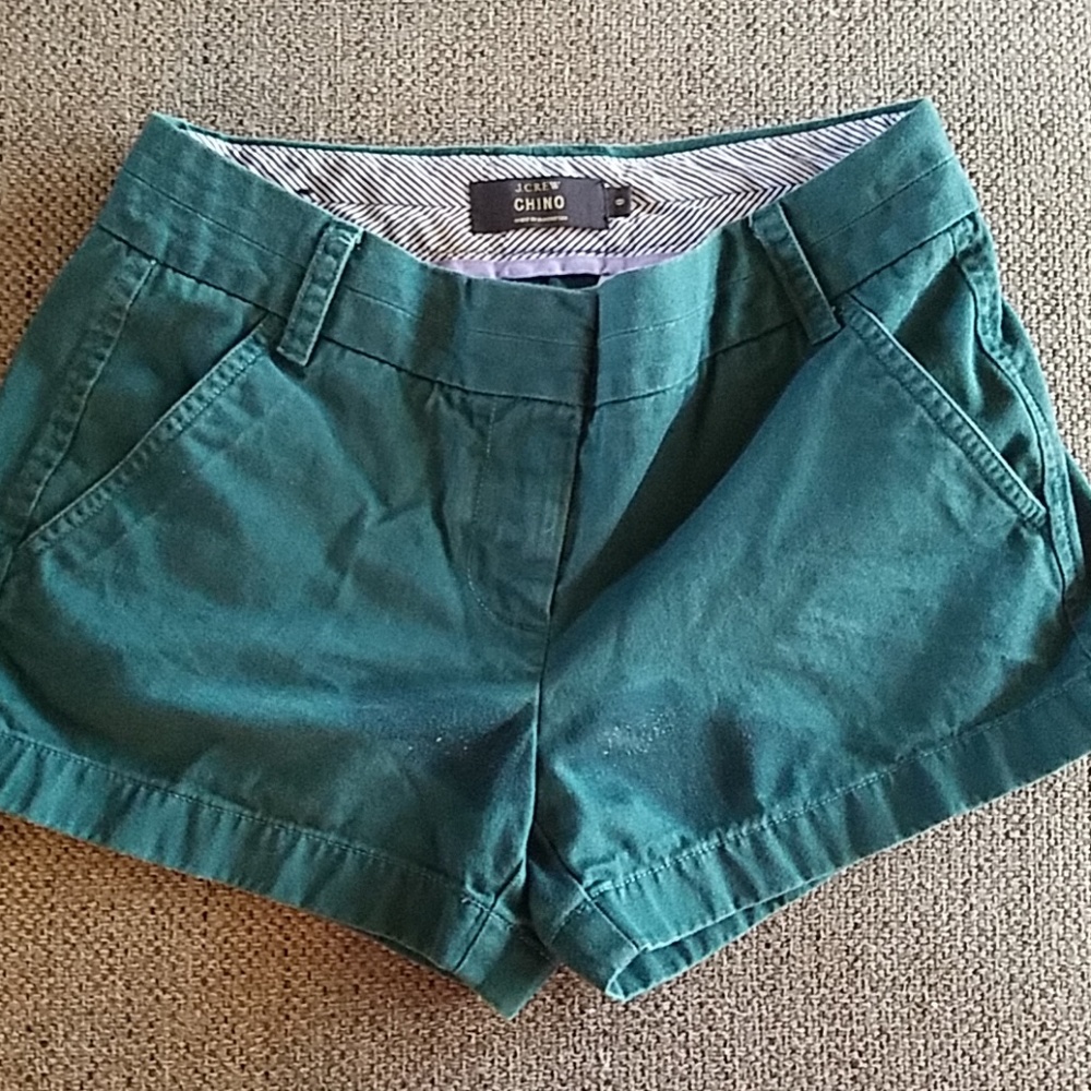 J crew hunter green chinos shorts size 0